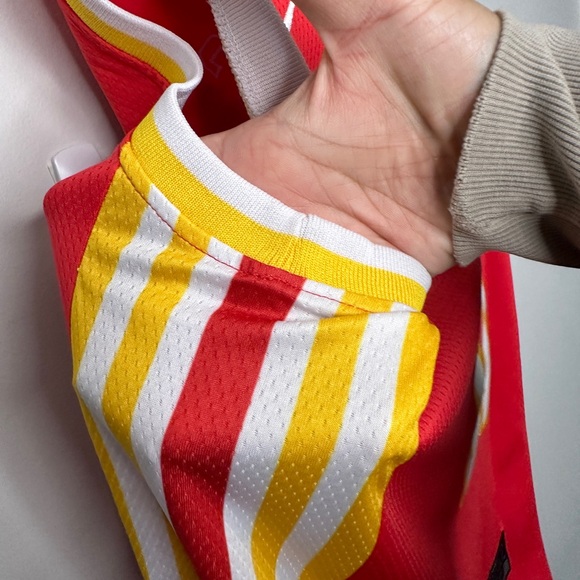 Nike NBA Atlanta Hawks Trae Young Icon Swingman Jersey Size 50 - Picture 7 of 11